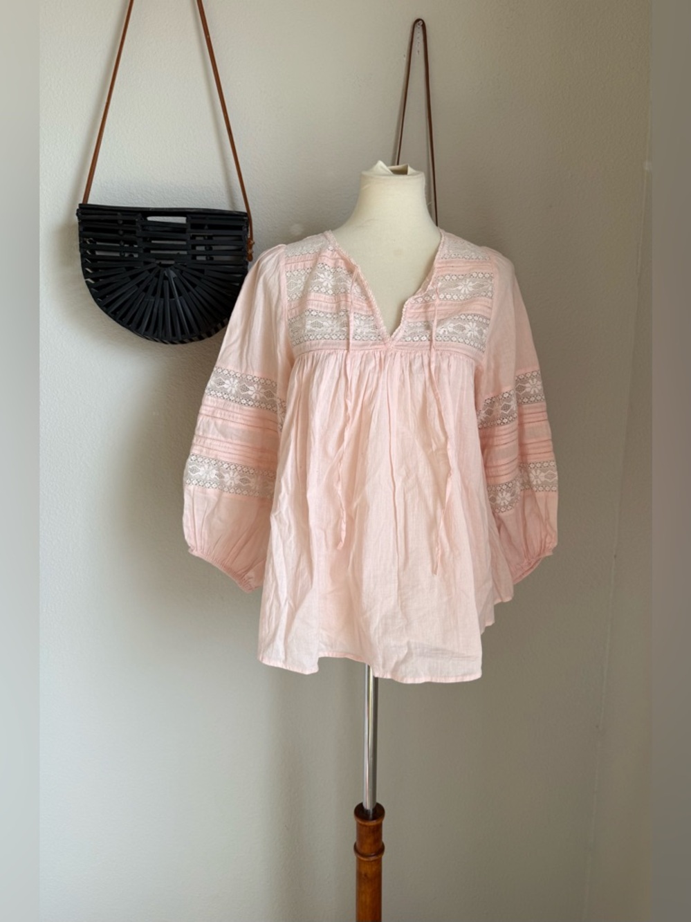GRAHAM & SPENCER Pink Cotton Puff Sleeve Shirt, Size Medium